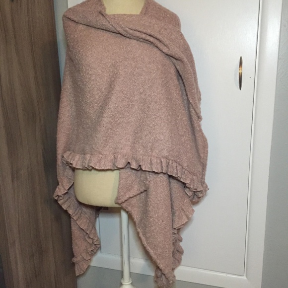 Ruffled Rose Blush Shawl - Picture 5 of 7